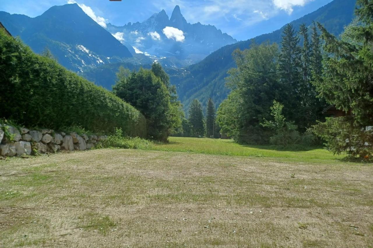 Mitoyen Pour 8 Avec Balcon Et Jardin Chalet Chamonix