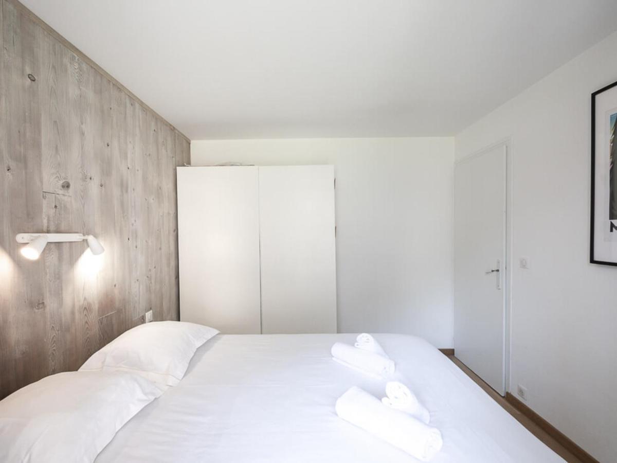 Apartment Avec Terrasse A Chamonix, Parking Et Wifi - Fr-1-343-230