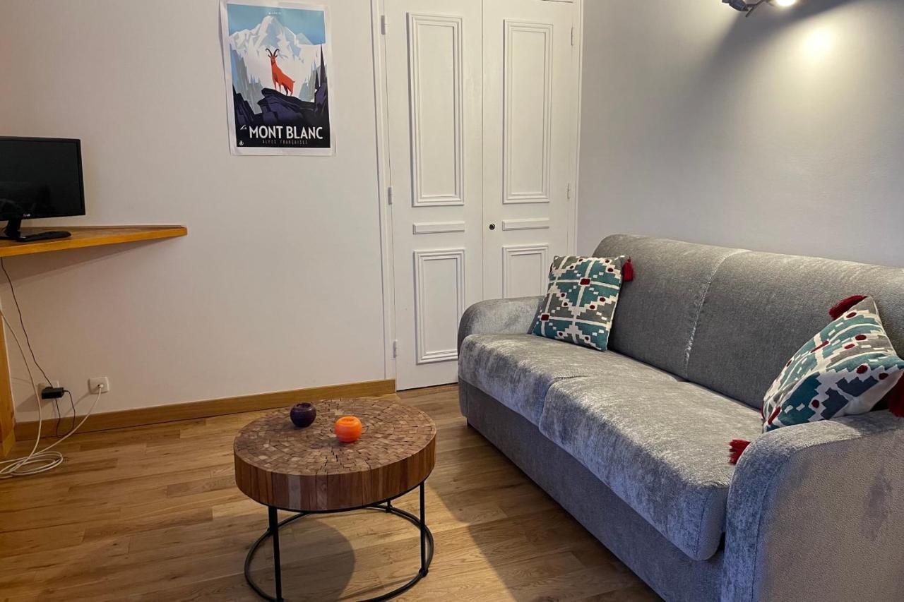 Studio With Balcony In Appartement
