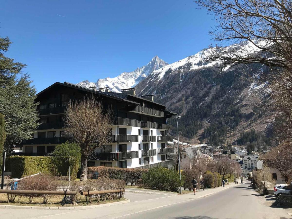 Apartment Chamonix: Appt 2p, 4 Pers, Terrasse, Parking, Proche Centre Et Telecabine - Fr-1-507-26 *