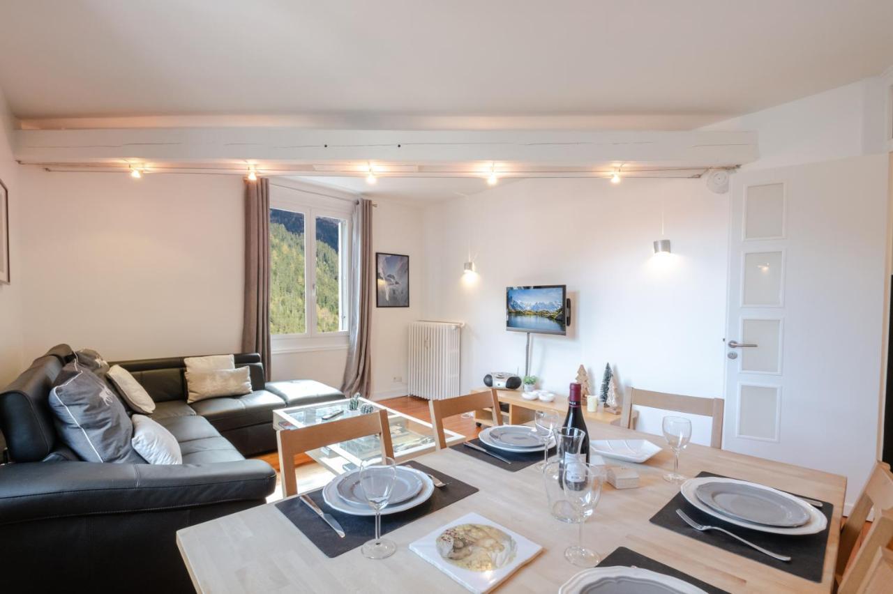 Majestic Apartment *