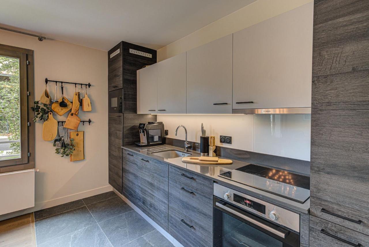 Apartment White Pearl A05 Modern Alpes Travel Sleeps 4 To 6 *