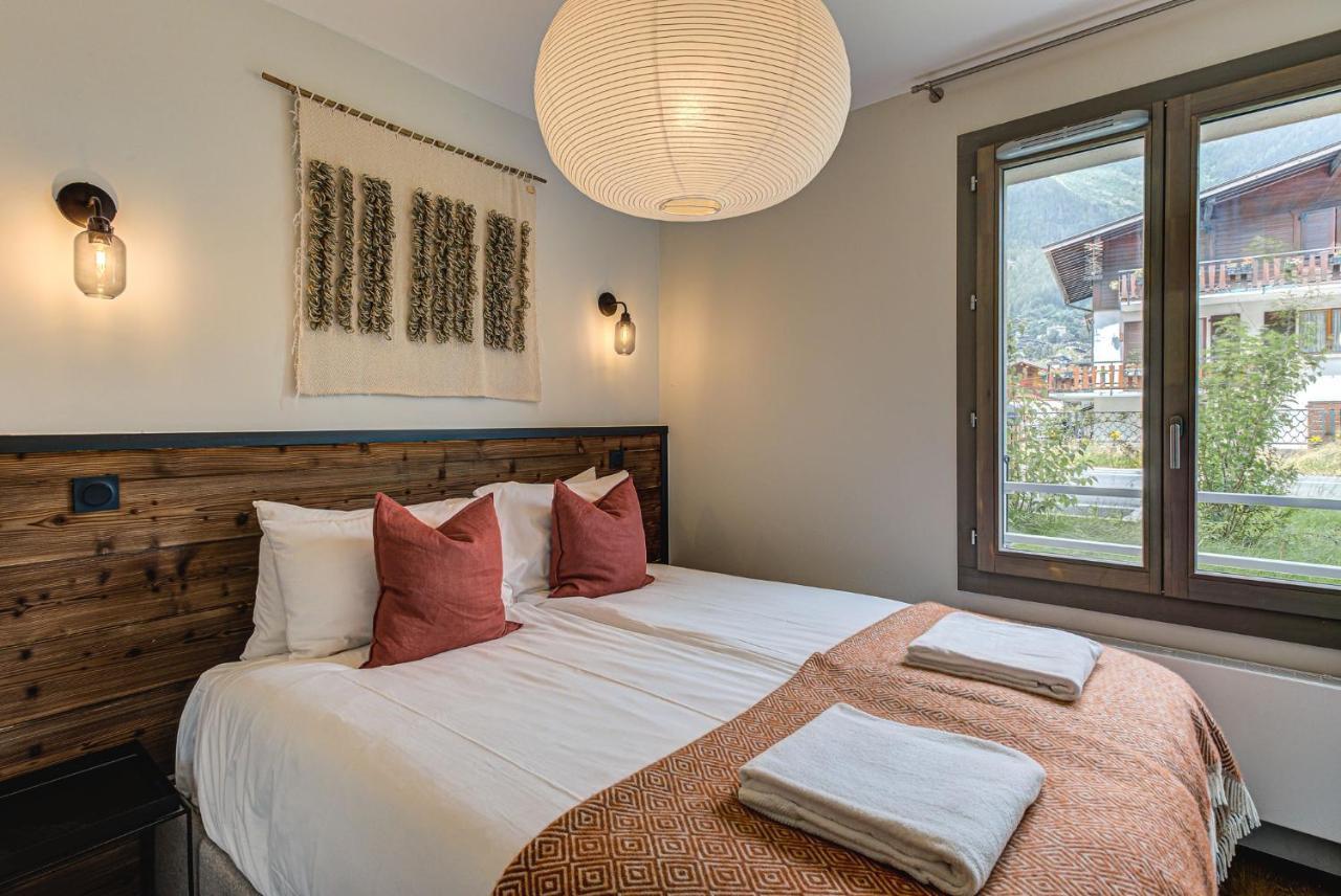 White Pearl A05 Modern Alpes Travel Sleeps 4 To 6 Apartment *