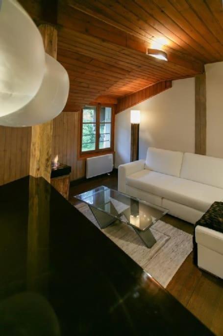 Dans Maison De Pays Pour 5 Personnes Apartment Chamonix