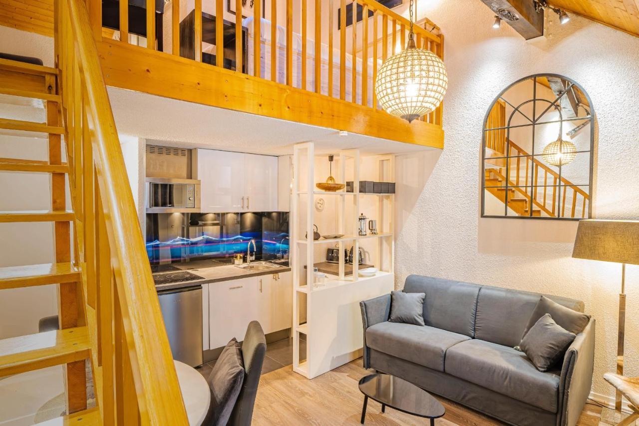 Chamour - A Duplex With Mont-blanc View *