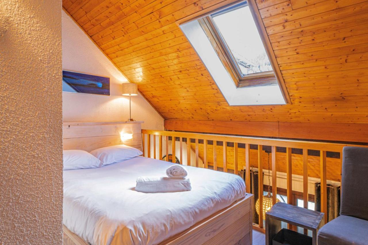 Chamour - A Duplex With Mont-blanc View *