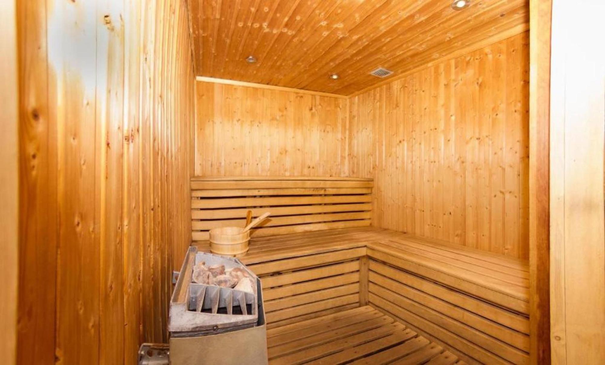 Le Petit Paradis - Indoor Pool And Sauna