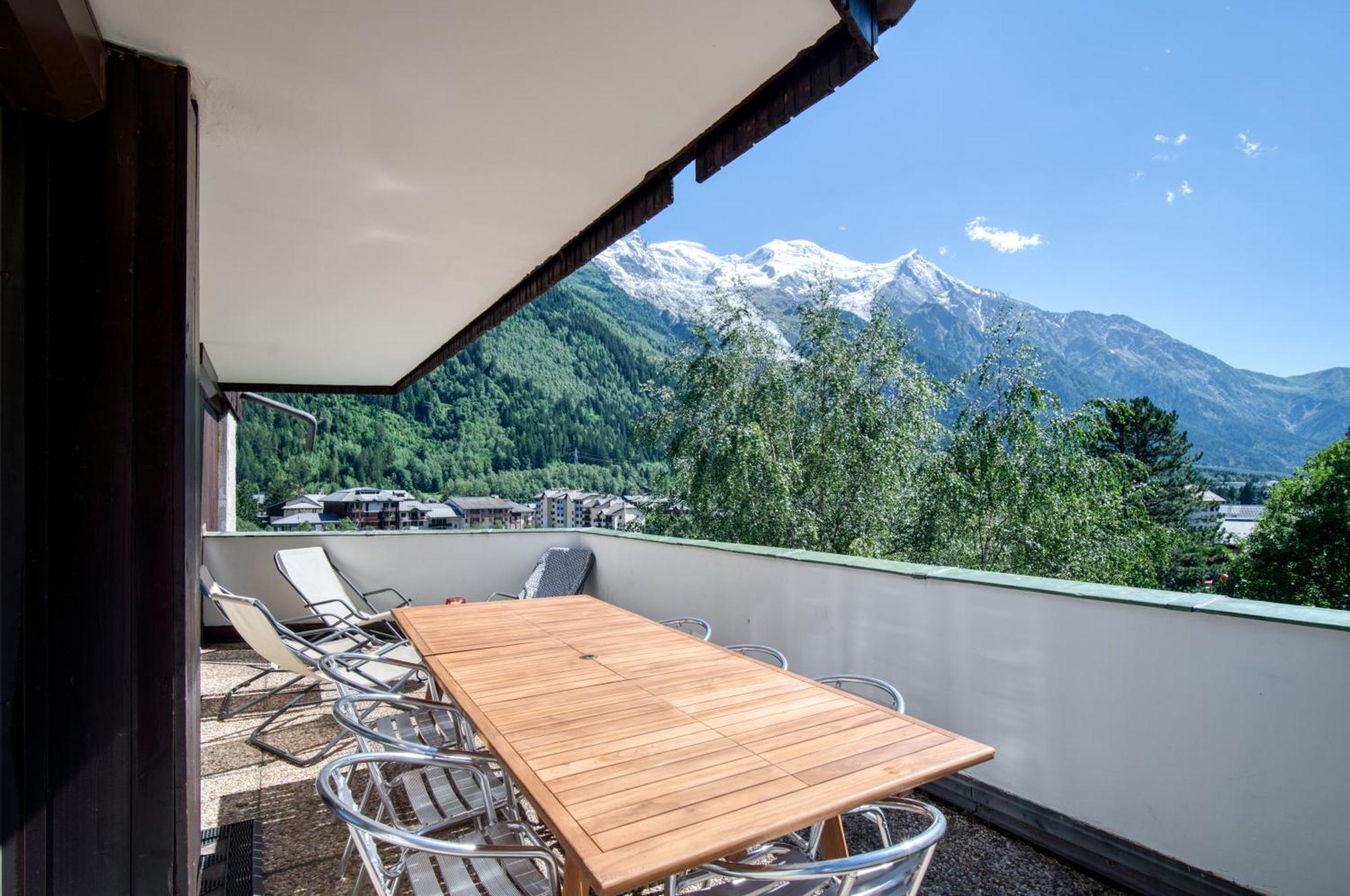 Grand Beau Site By C2j Chamonix