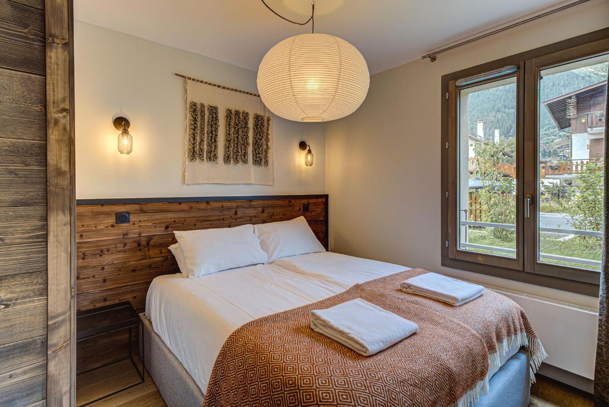 Apartment White Pearl A05 Modern Alpes Travel Sleeps 4 To 6