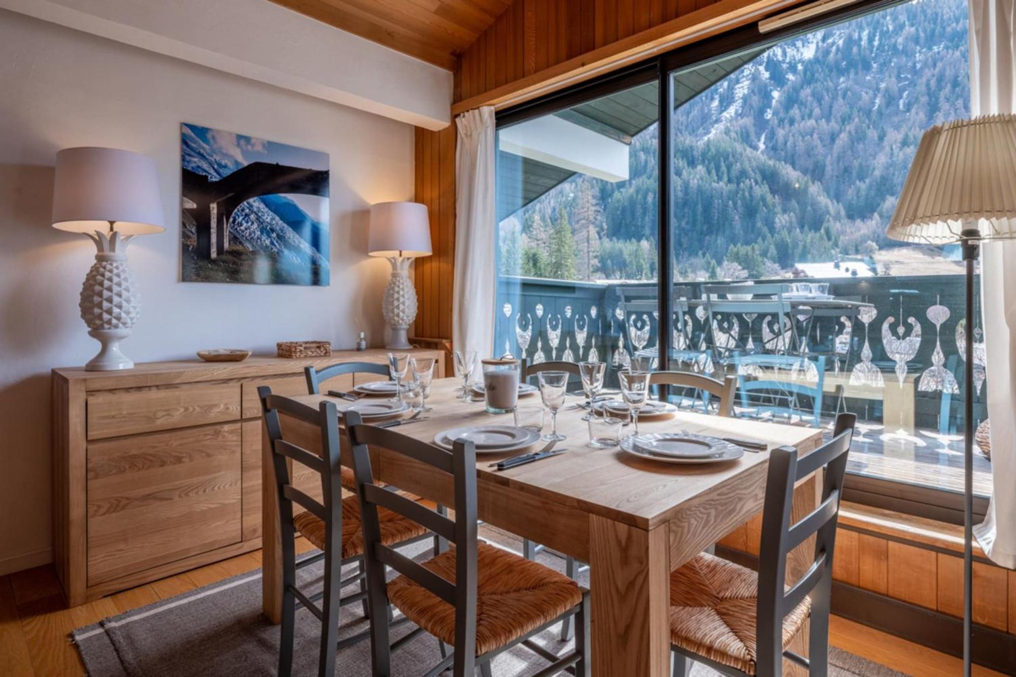 Beautiful With Superb View Of Mont Blanc Chamonix