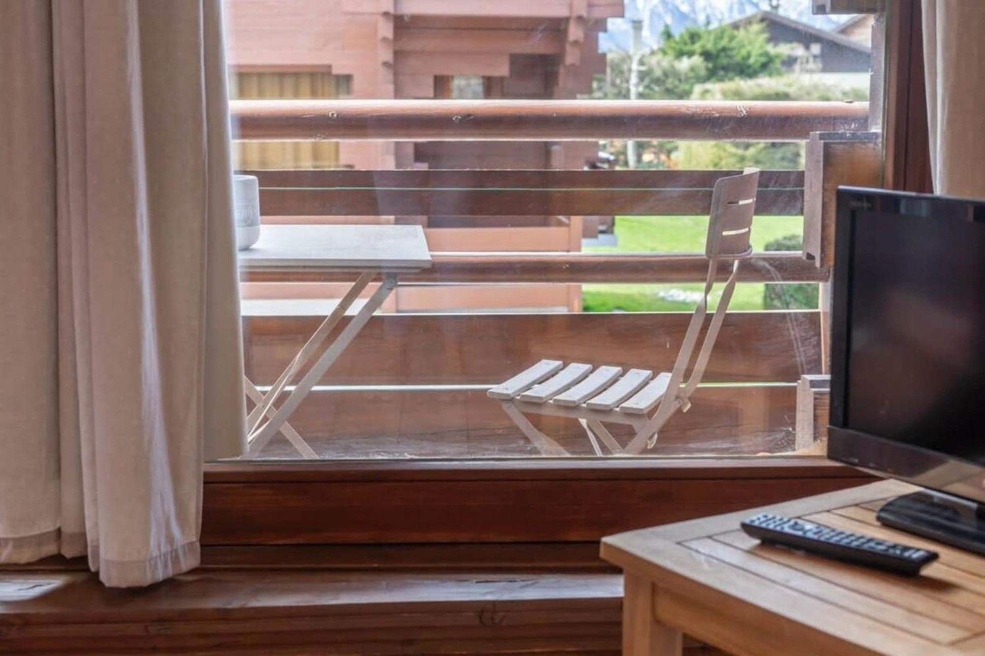 Apartment Montets Furnished Flat *