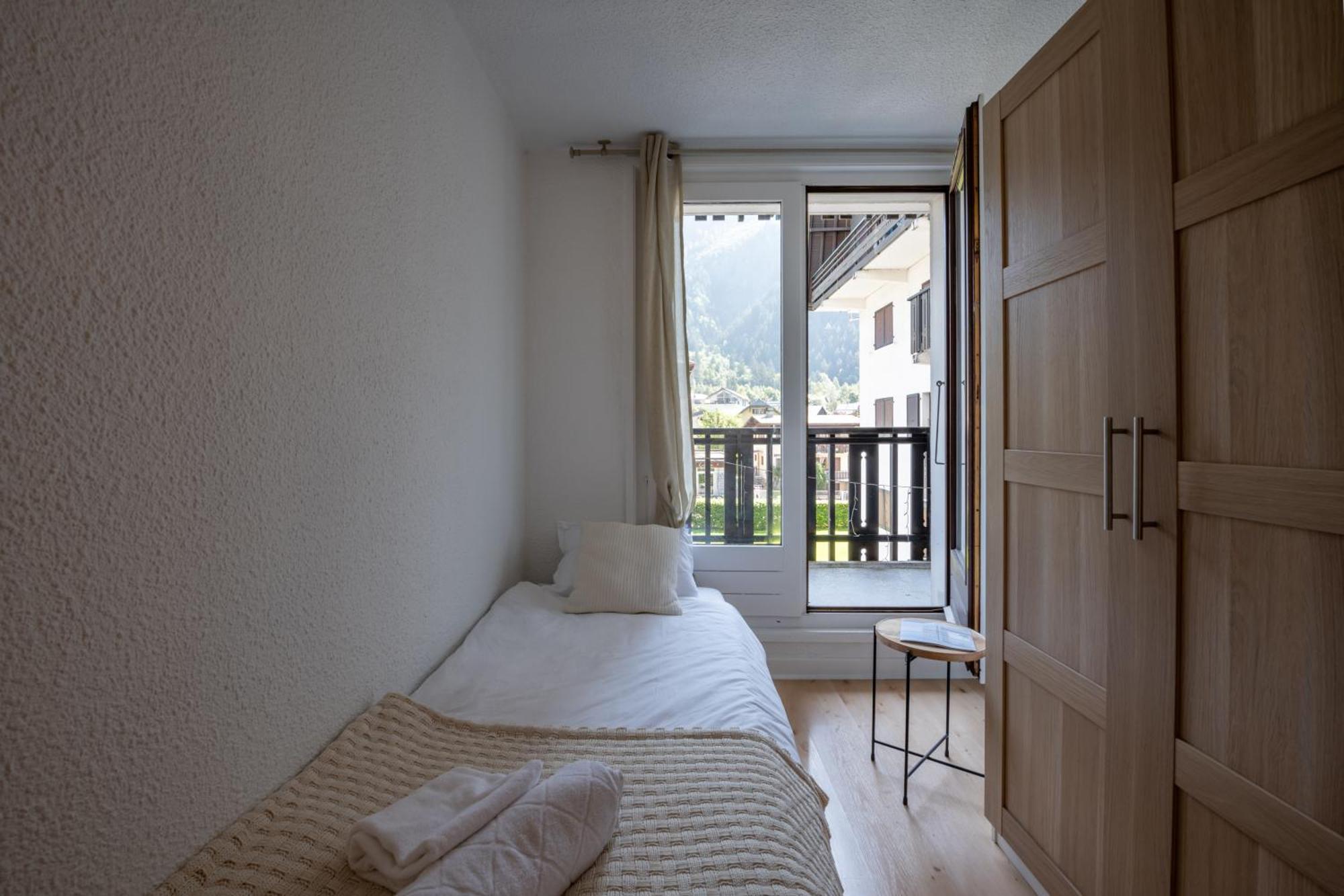 Lyret 1 - Happy Apartment *