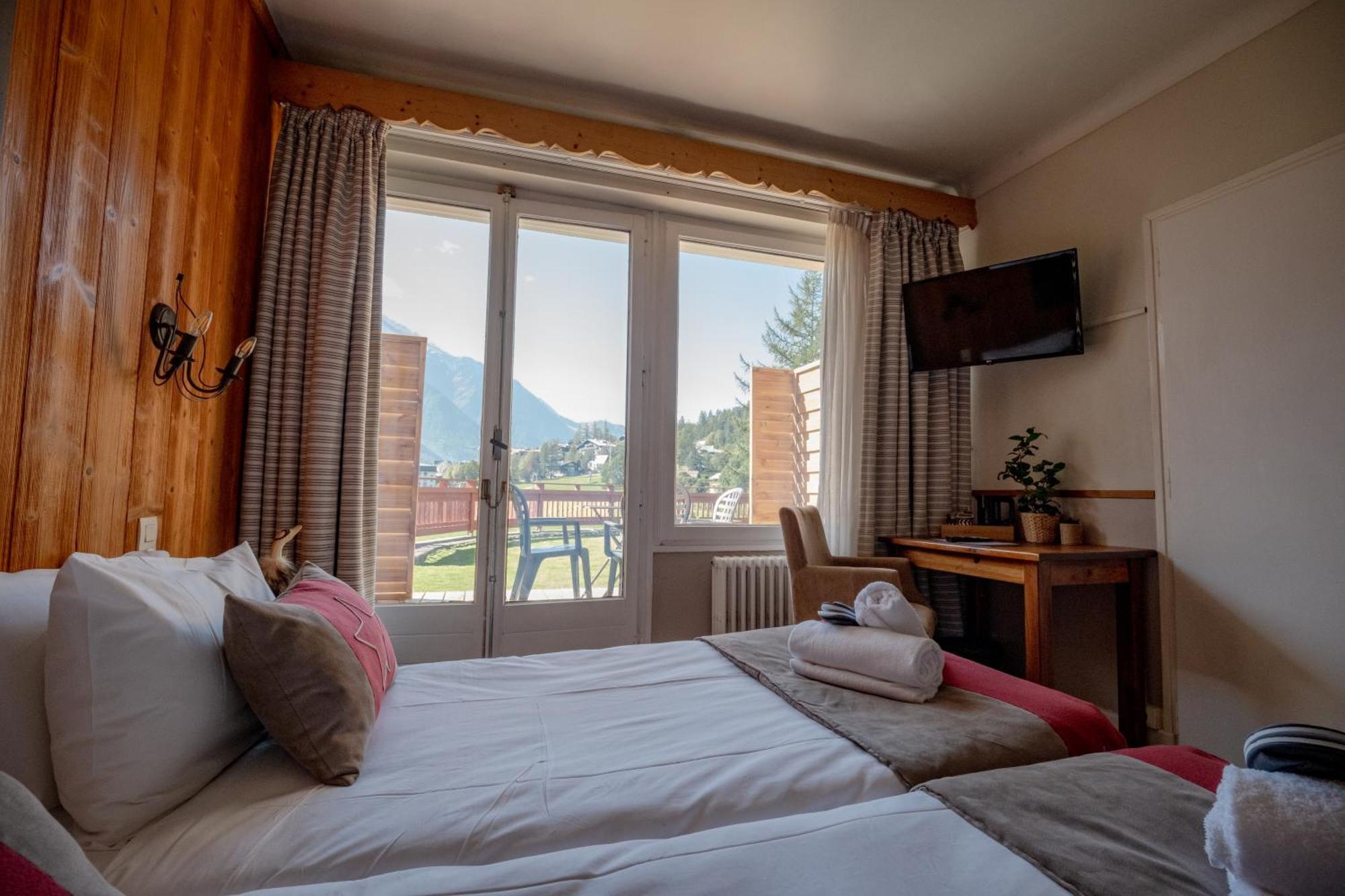La Sapiniere Hotel