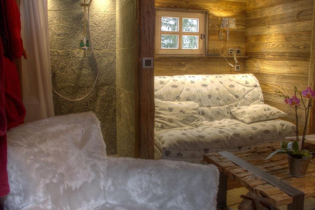 Les De Philippe Avec Jacuzzis Privatifs Hotel