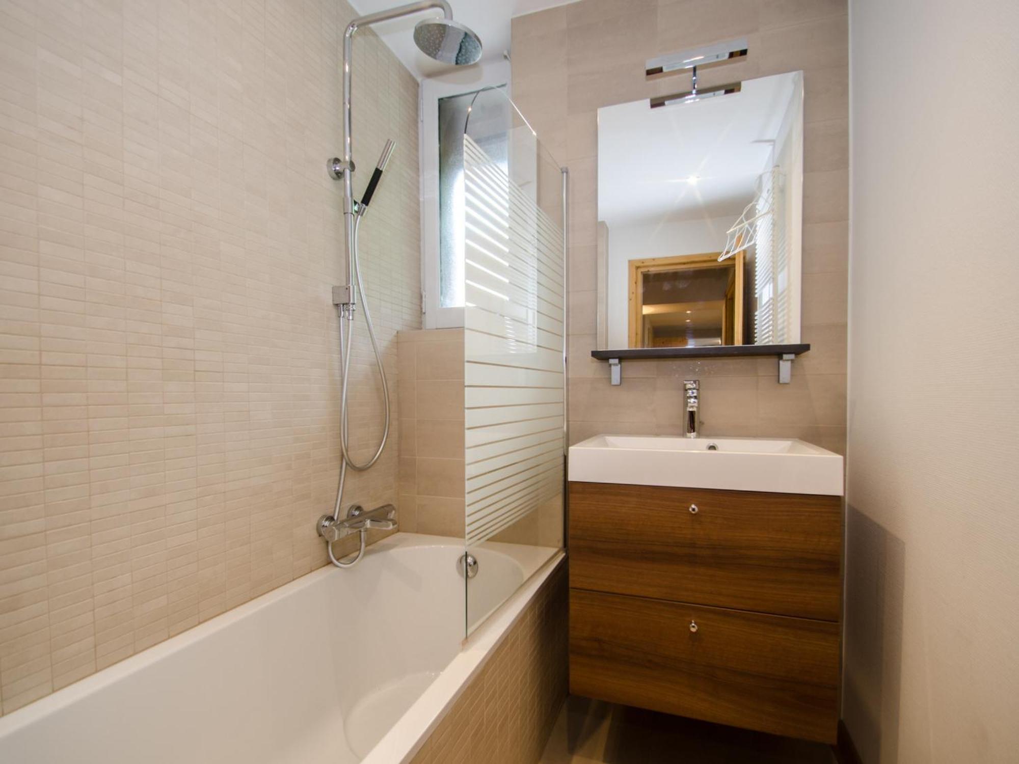 : Bel 4 Pers, 2 Ch, Wifi, Parking, Animaux Acceptes - Fr-1-343-257 Chamonix