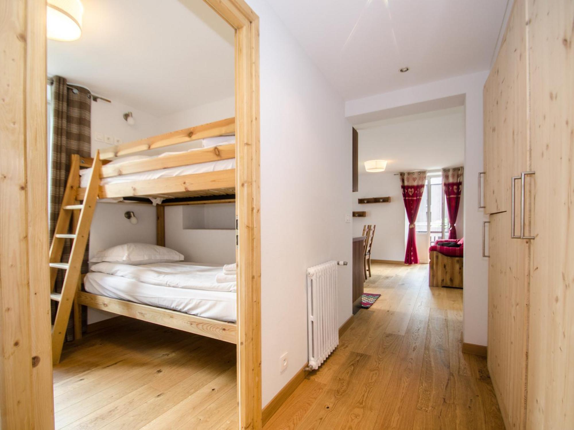 Apartment : Bel 4 Pers, 2 Ch, Wifi, Parking, Animaux Acceptes - Fr-1-343-257