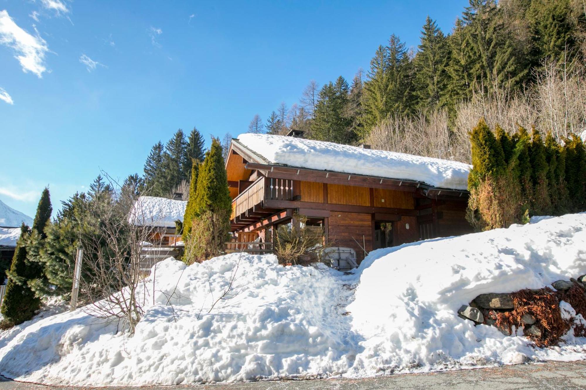 Chantey Mourry 67 - Happy Chalet