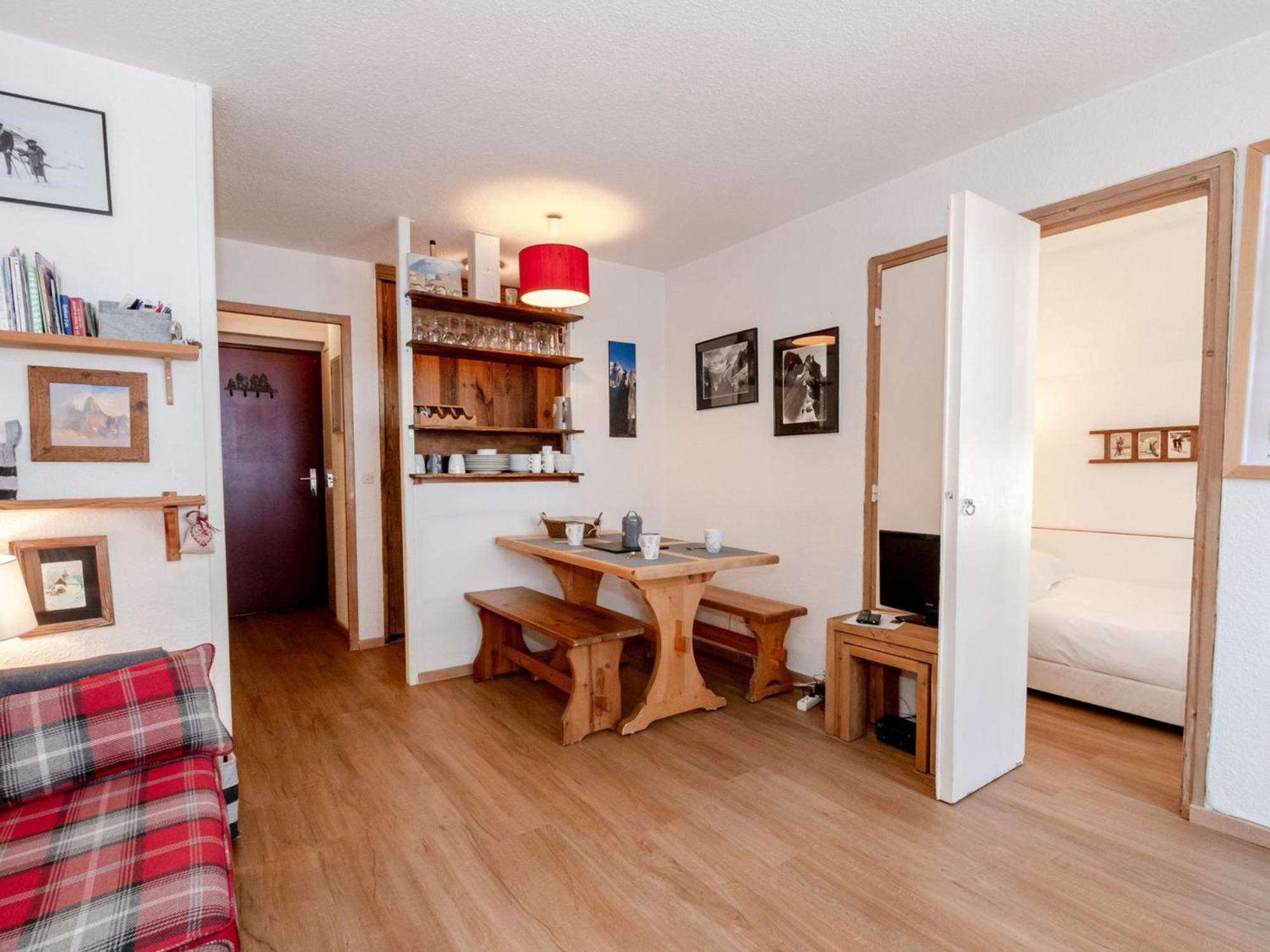 Apartment 4 Pers. A Sud, Balcon Et Parking - Fr-1-343-251 Chamonix