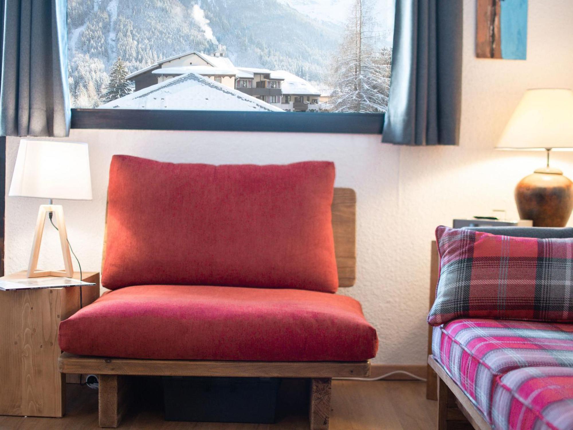 4 Pers. A Sud, Balcon Et Parking - Fr-1-343-251 * Chamonix