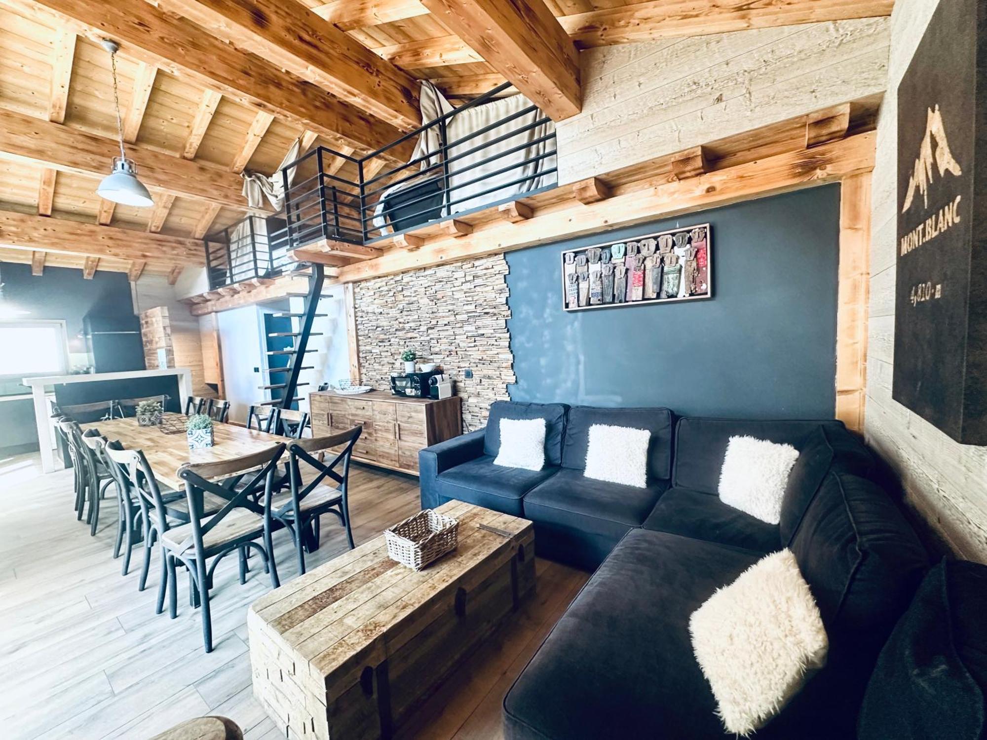 Le Petit Nicolas, Jacuzzi, Vue Mont Blanc Chalet
