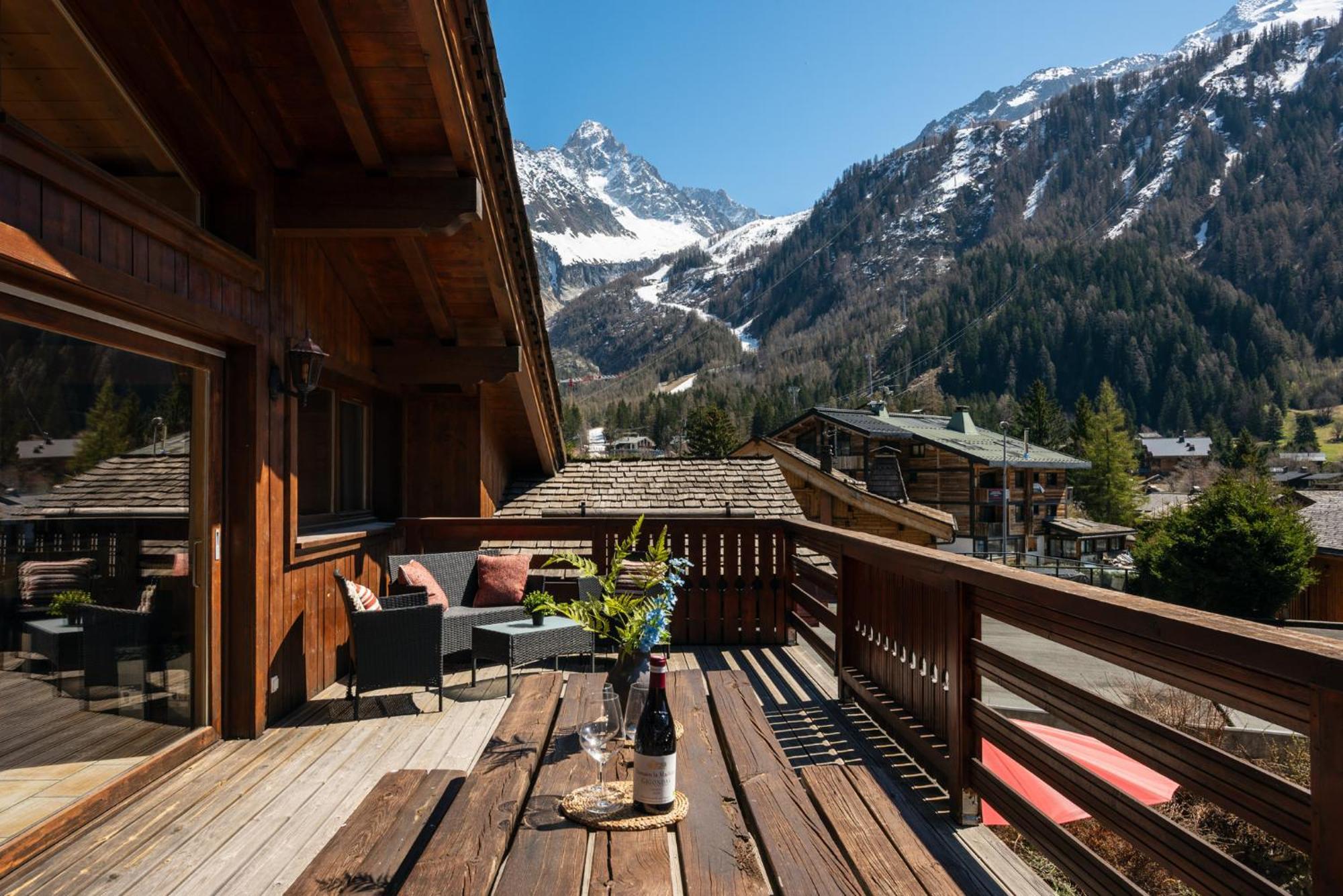 Soleil, Alpes Travel, Argentiere, Sleeps 9 *