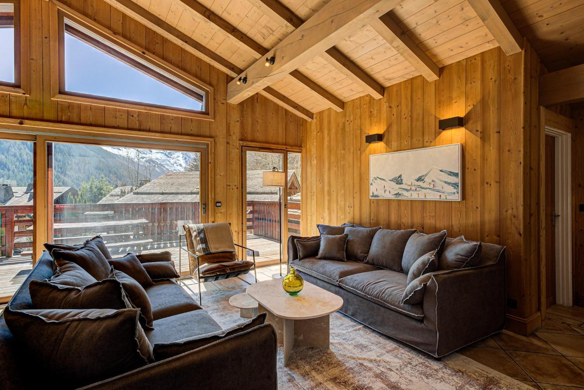 Soleil, Alpes Travel, Argentiere, Sleeps 9 Apartment Chamonix