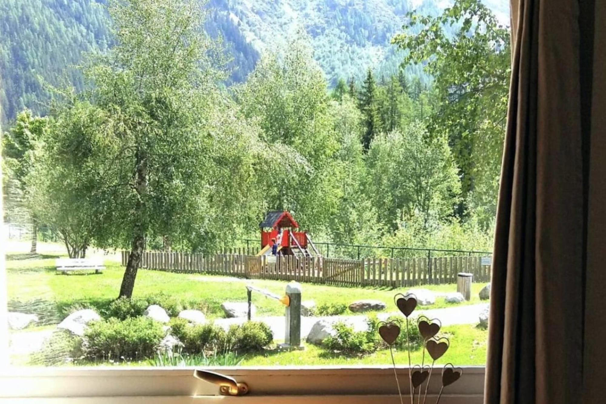48m With Balcony And Mountain View! Chamonix