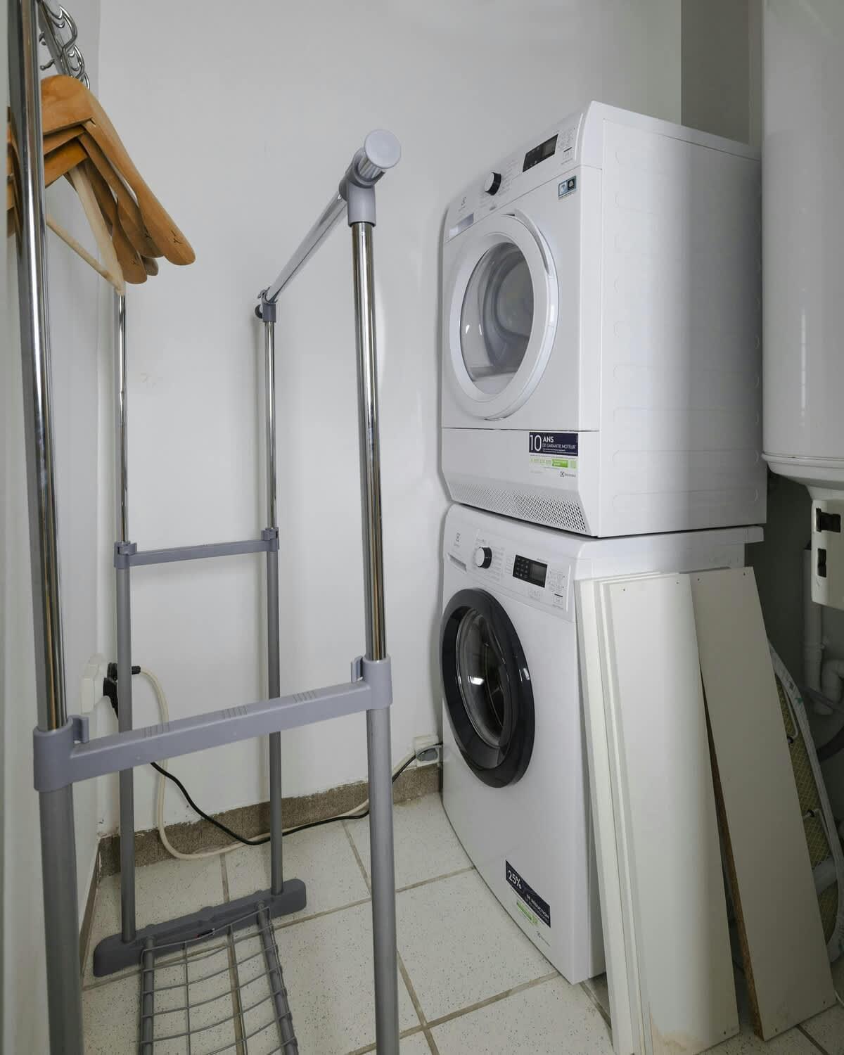 Apartment - Quiet & Parking 6 Px *