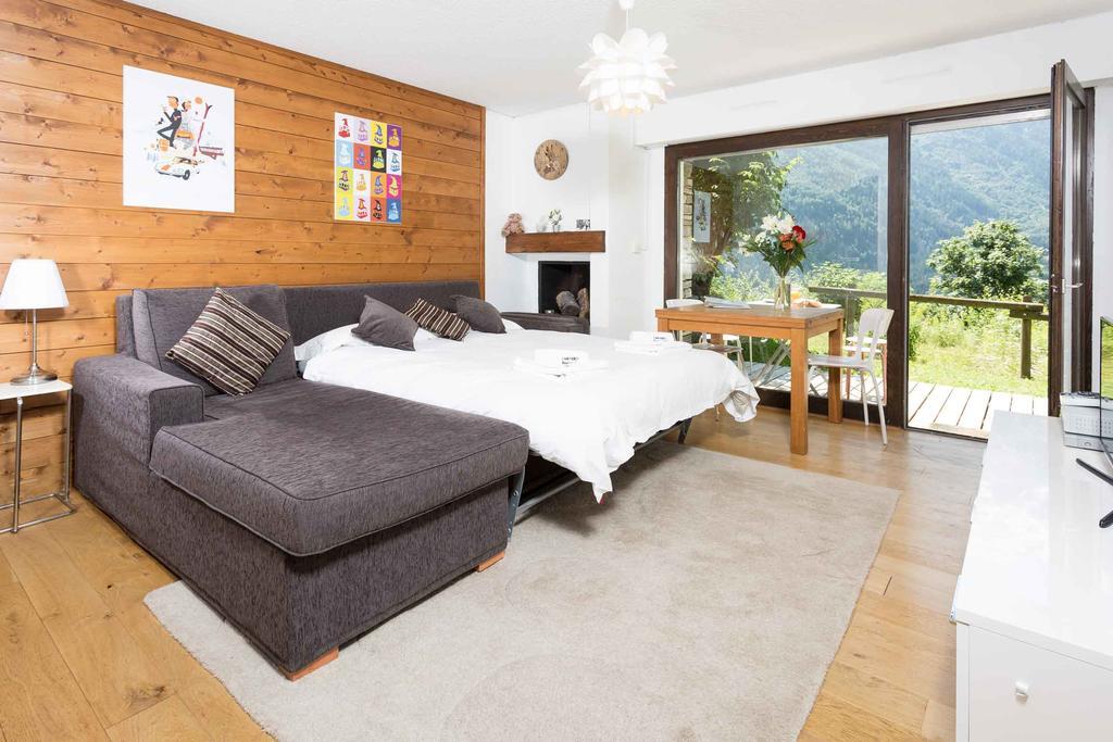 Le Cretet 2 - Year Chamonix
