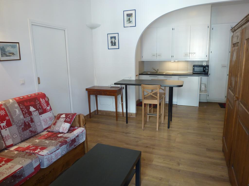 Regina Apartment