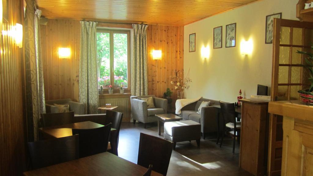 Couette-café Beausoleil 3*