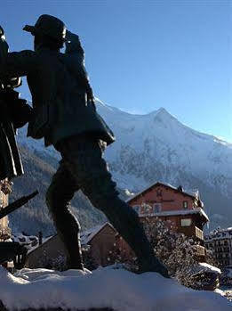 Hotel Vallee Blanche 3*