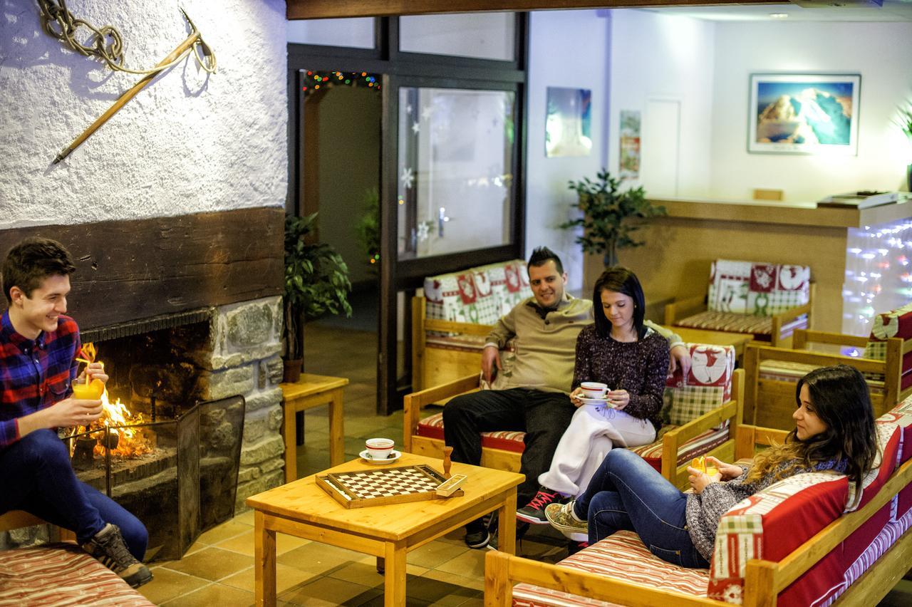 Aparthotel Atc Routes Du Monde Argentiere-chamonix