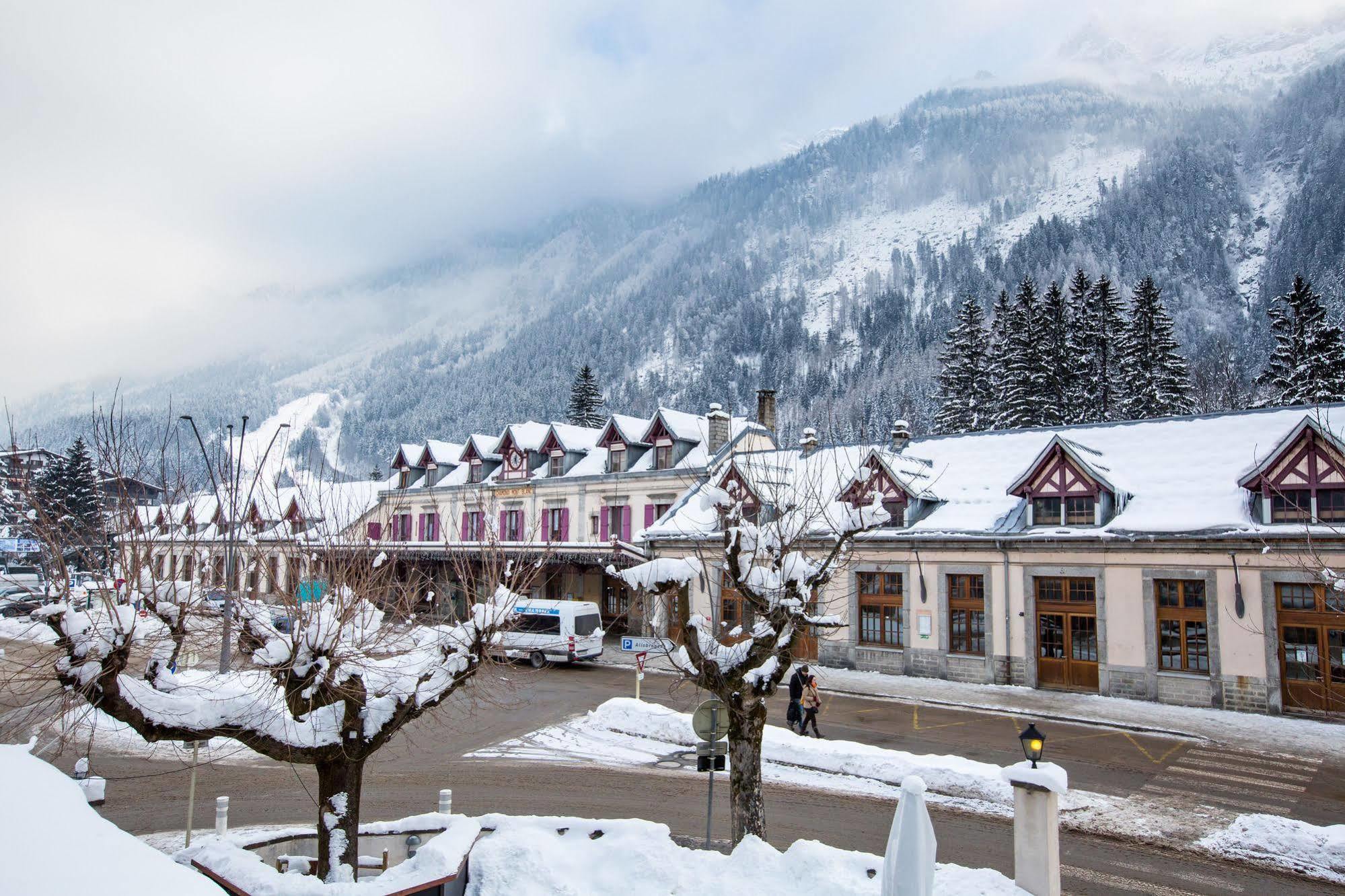 Langley Gustavia Chamonix