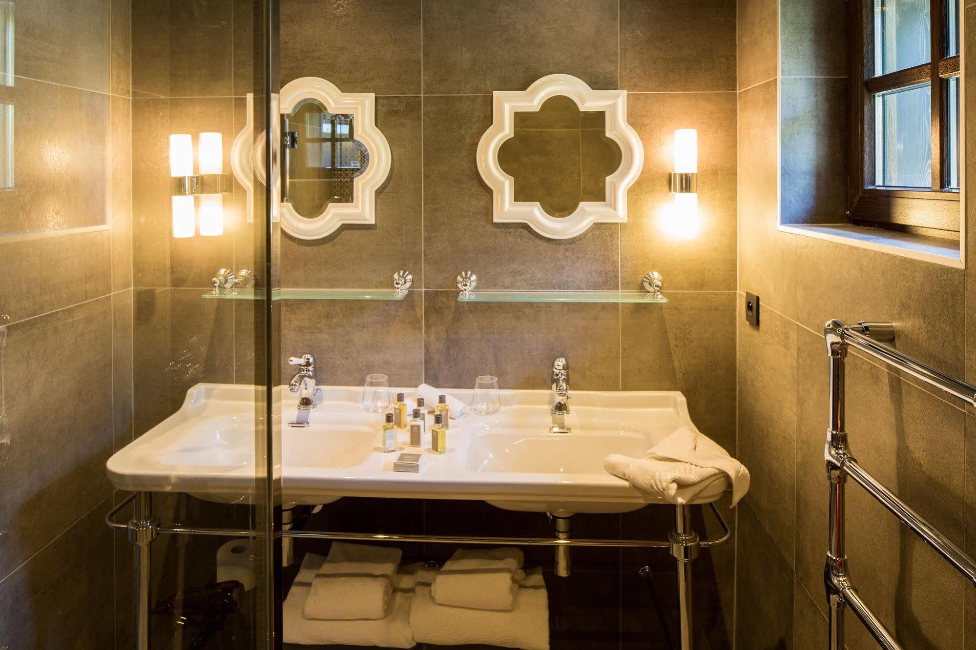 Hotel Le Castel 3*