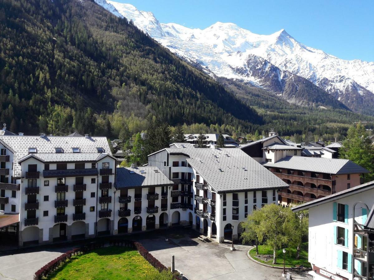 Lognan 6 Centre Mont Blanc *