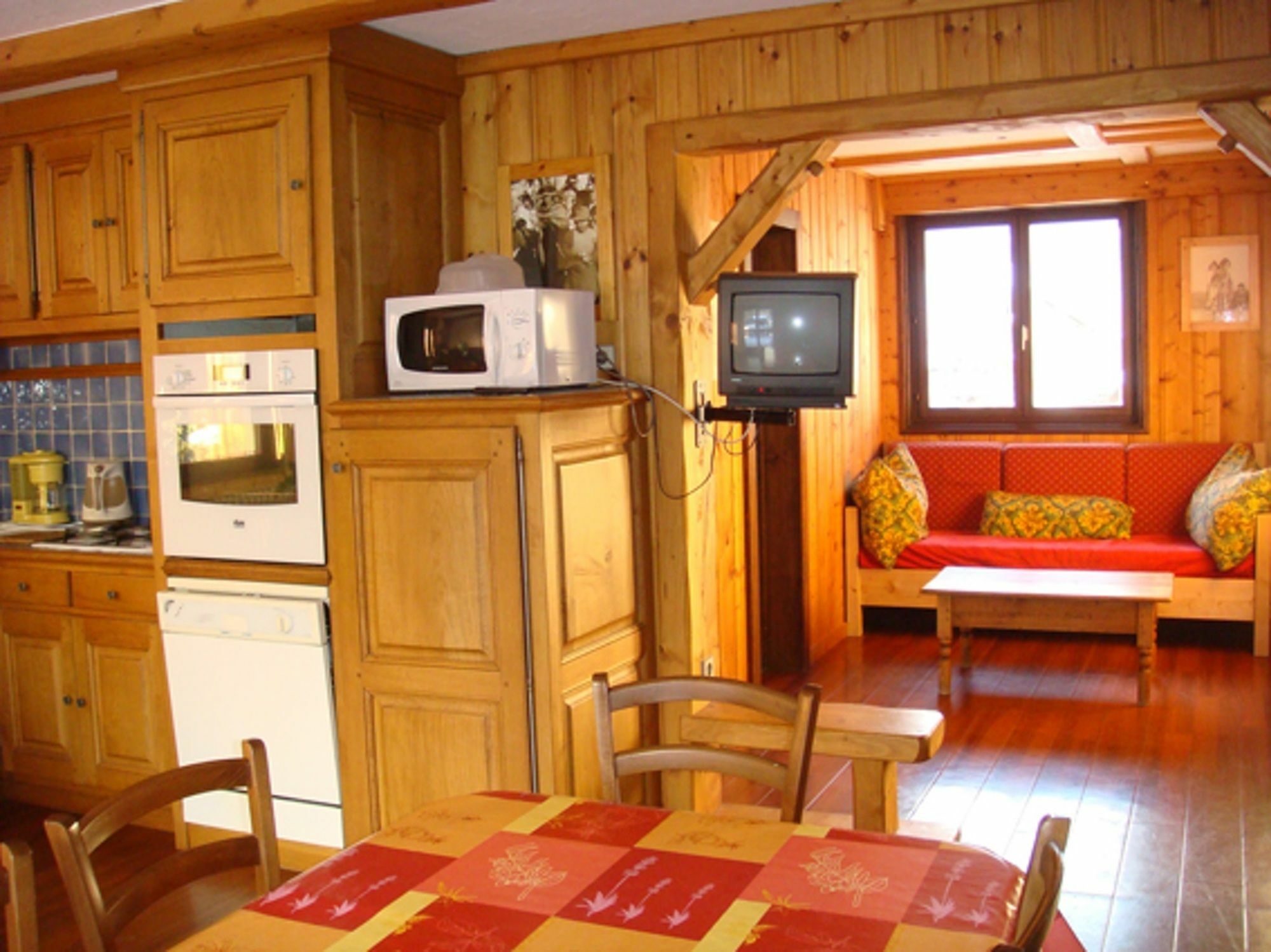 With 3 Bedrooms In Chamonix-mont-blanc, With Wonderful Mountain Chamonix