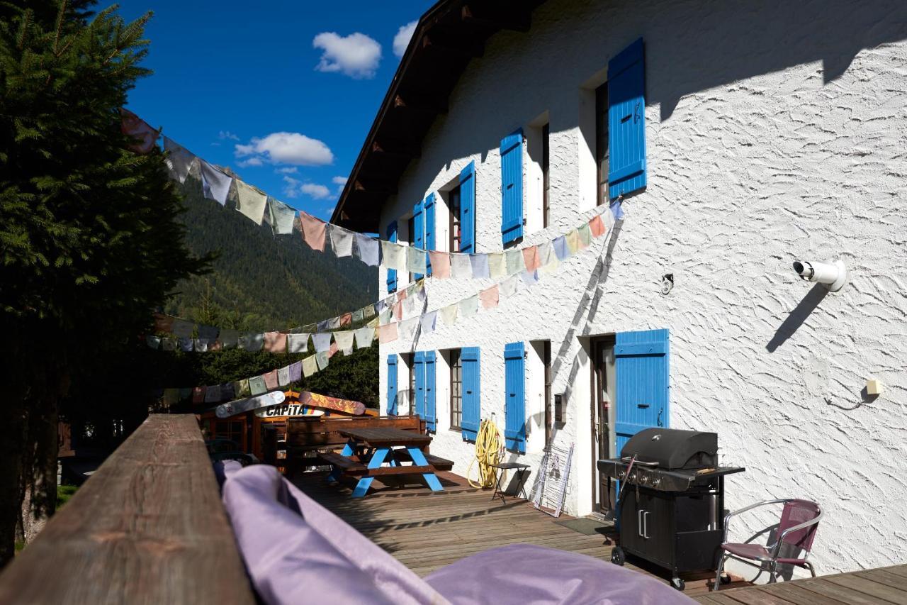 Hostel Chamonix Lodge *