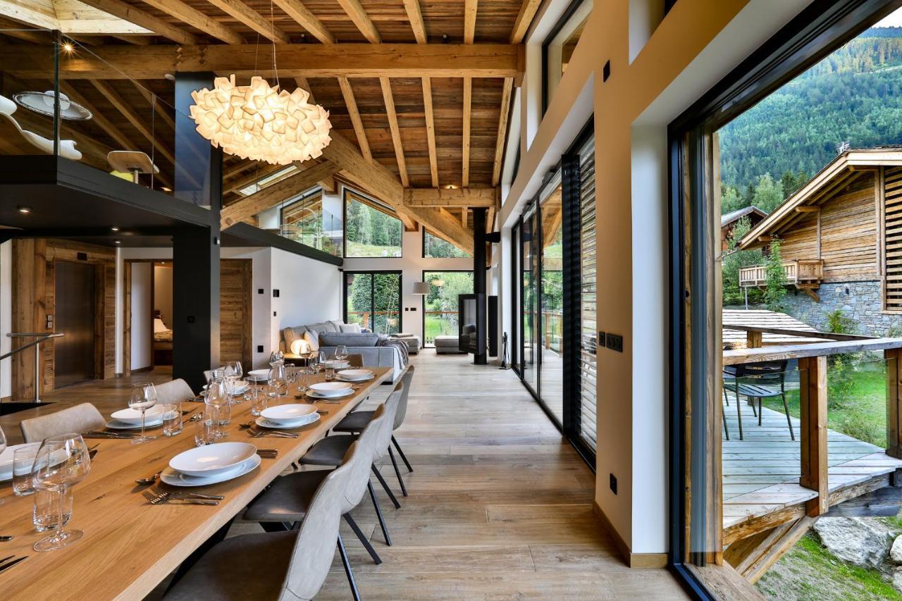 Black Stone Chalet Chalet *